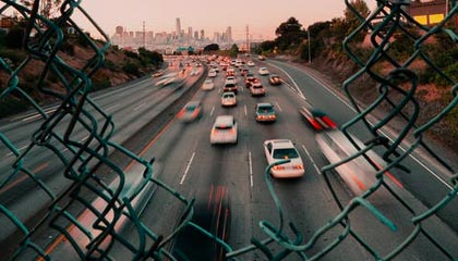 爱游戏中国官方网站平台-电竞行业的知识产权保护，打击盗版持续升级，电竞侵权